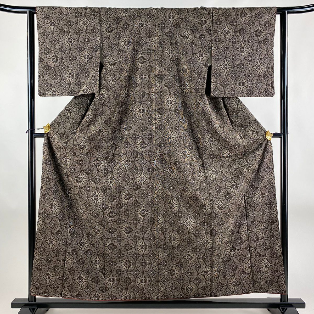 50%OFF 紬 身丈153cm 裄丈62.5cm S 袷 城山紬 落款あり 証紙あり 50%OFF 紬 身丈153cm 裄丈62.5cm S 袷 城山紬 落款あり 証紙あり
