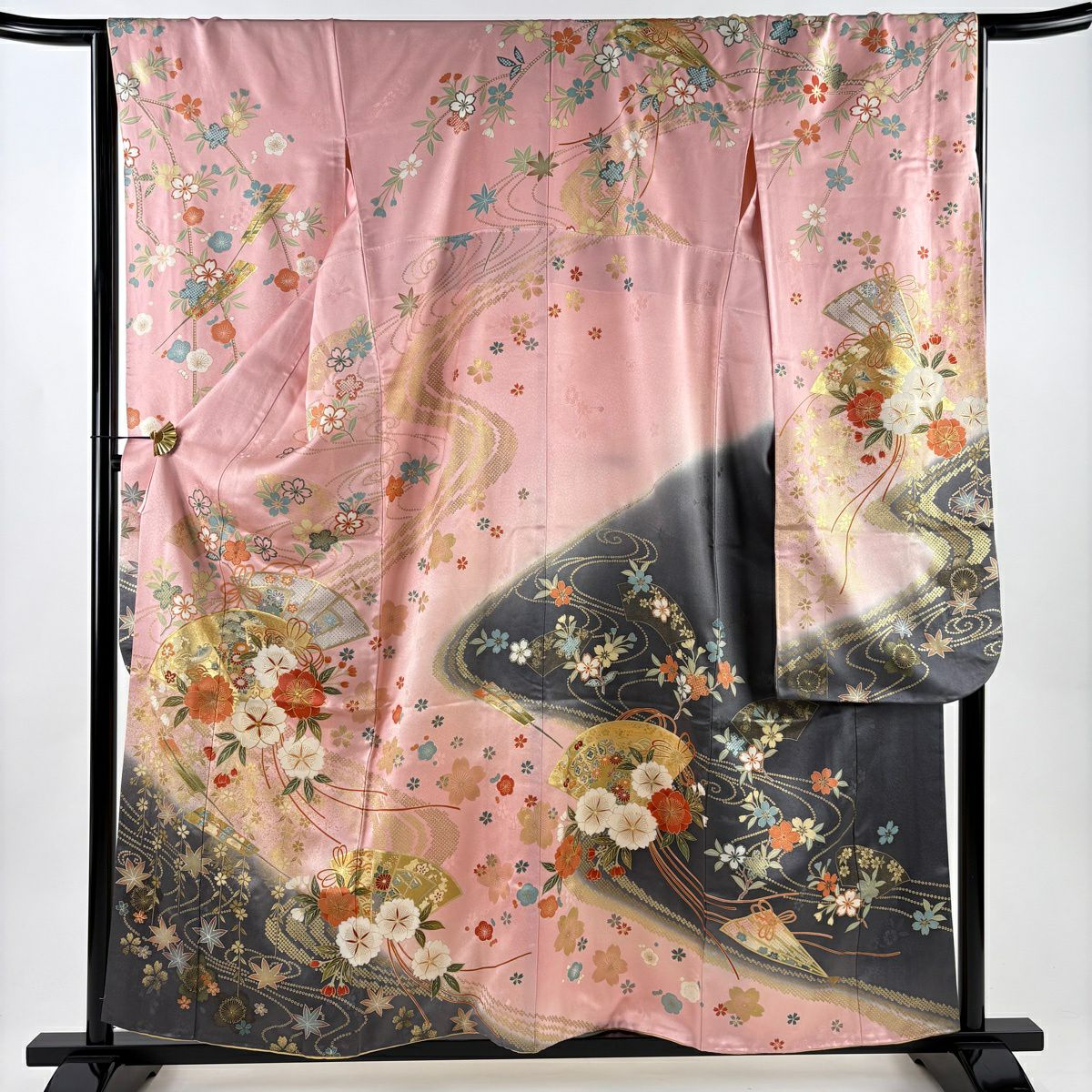 振袖 身丈164cm 裄丈66cm M 袷 桜 うさぎ 金彩 ぼかし ピンク 正絹