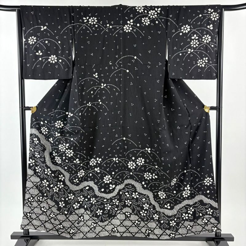美品】 訪問着 身丈156cm 裄丈65.5cm M 袷 草花 絞り 黒 正絹 秀品