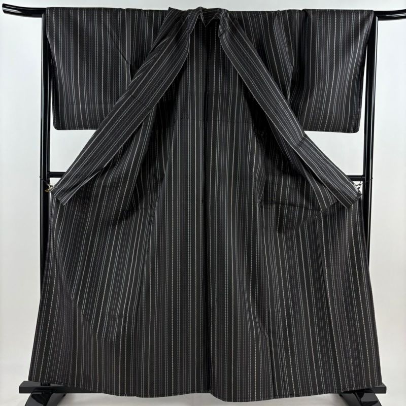 凛*様 新品　美品　大島細　単衣　小紋　フルセット4点　身丈161 裄丈67.5 新品 美品 大島細 単衣 小紋 フルセット4点 身丈161 裄丈67.5