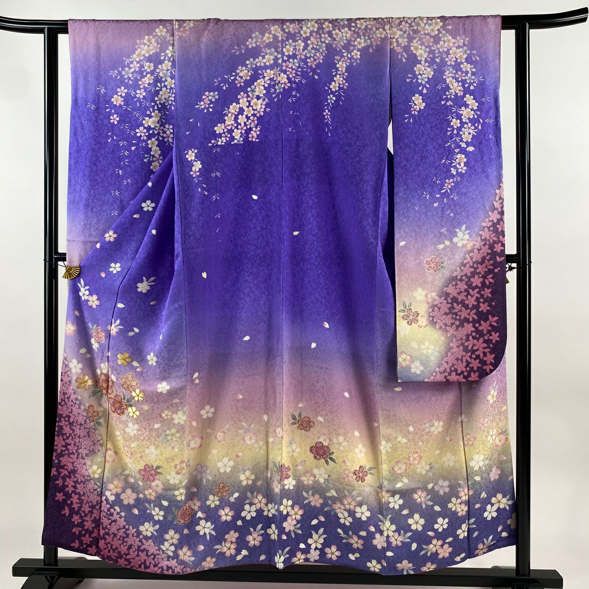 名古屋帯 鳥に花唐草 金彩 開き 正絹 AO-4882 名古屋帯 銀彩 金彩 織り柄 花唐草文様 梅模様 九寸 正絹YO-469