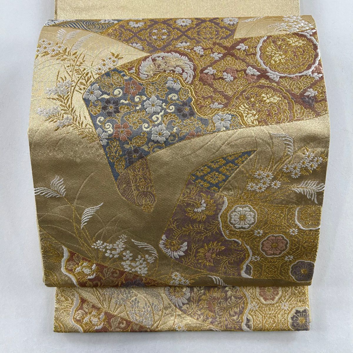 袋帯 美品 秀品 生り物 霞 金銀糸 金色 お太鼓柄 正絹｜中古