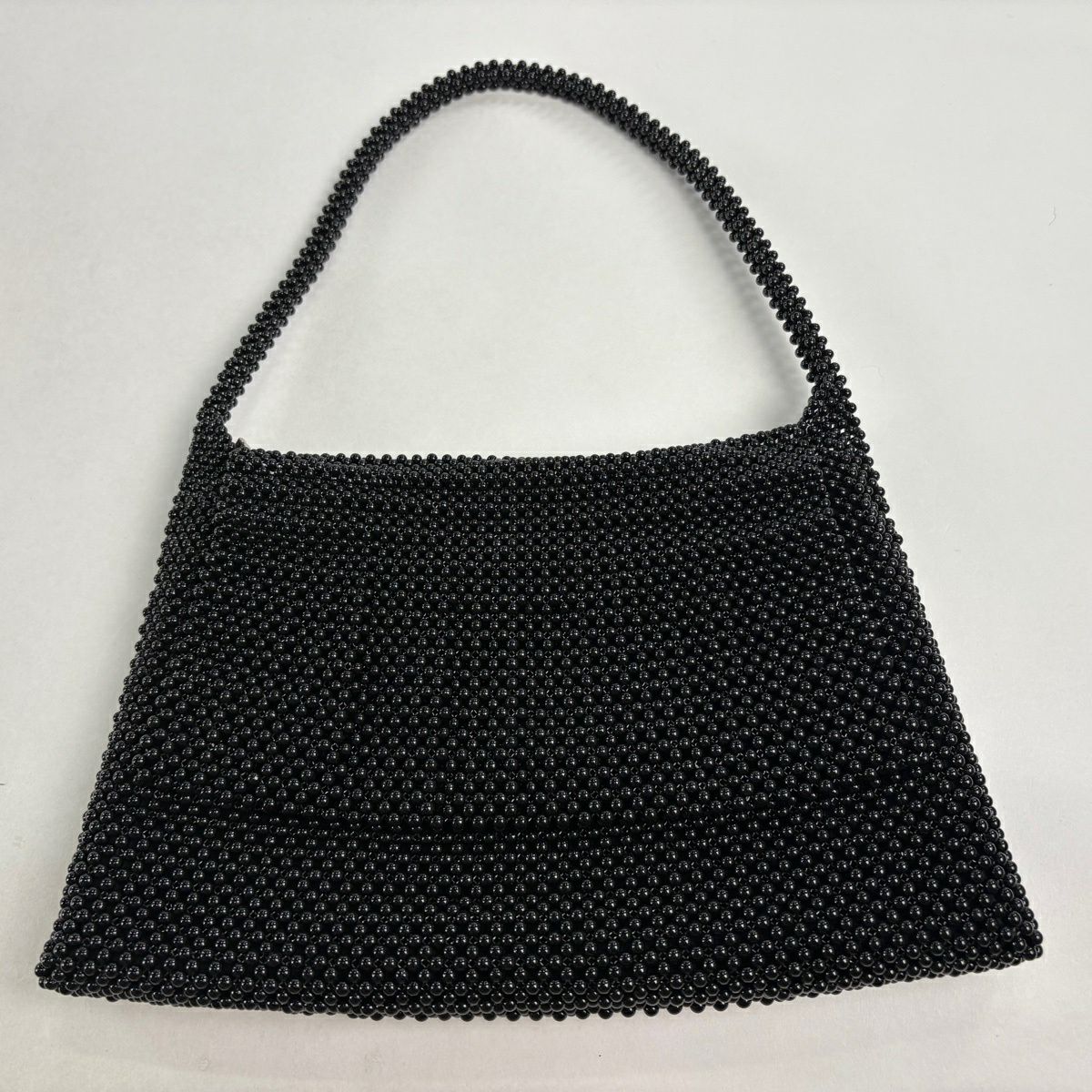 美品】和装バッグ 秀品 ビーズバッグ フォーマル 草花 黒 ビーズ 和装