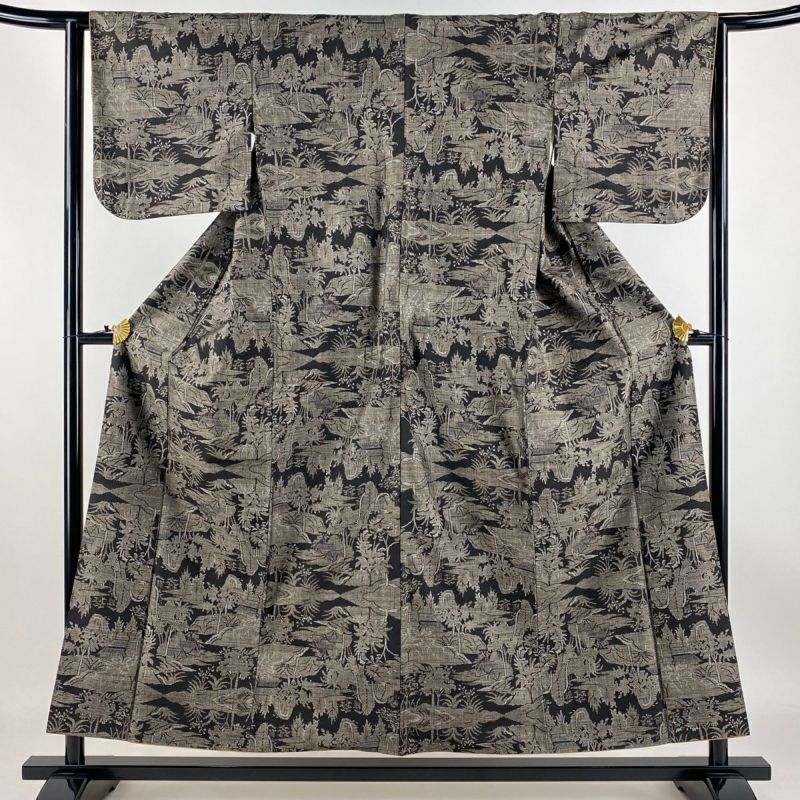 未使用品 紬 黒 葡萄唐草 身丈169.5cm 裄丈69.0cm 袷 正絹 楽天市場】【中古】 紬 訪問着 リサイクル着物 正絹 袷 刺し子