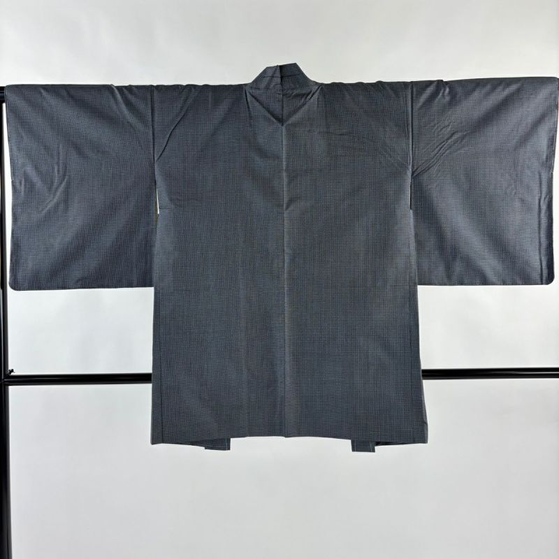 b101 水鳥文様 大島紬 フルセット 身丈151裄丈65 鉄紺 大蔵ざらえセール】 【単衣・夏物】【本場夏大島紬】 経緯絣 ≪お