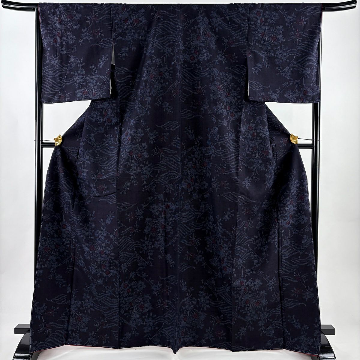 美品】 結城紬 身丈163cm 裄丈63.5cm S 袷 証紙あり 花唐草 亀甲絣