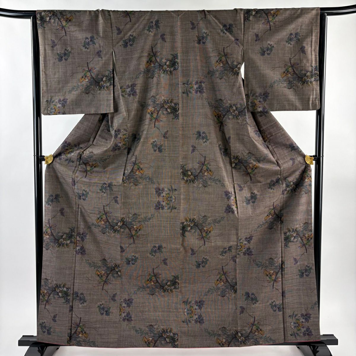 大島紬 身丈164.5cm 裄丈67cm M 袷 純泥染 都喜ヱ門 証紙あり 花 墨色