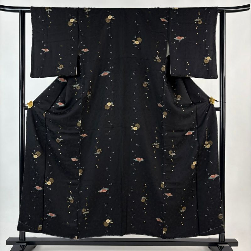 美品】 小紋 身丈155.5cm 裄丈62cm S 袷 千地泰弘 落款あり 菊 草花