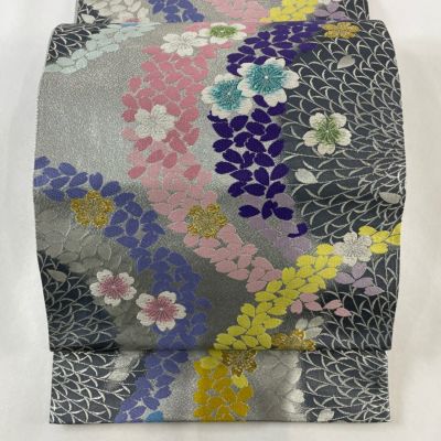 https://buysell.itembox.design/product/315/000002531569/000002531569-01-m.jpg