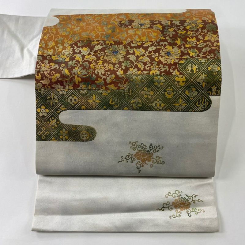 名古屋帯 秀品 花唐草 ヱ霞 螺鈿 金彩 銀色 正絹 ｜中古・古着