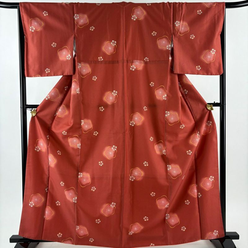 美品】 小紋 身丈164cm 裄丈66.5cm M 袷 洗える着物 梅 ぼかし 朱色