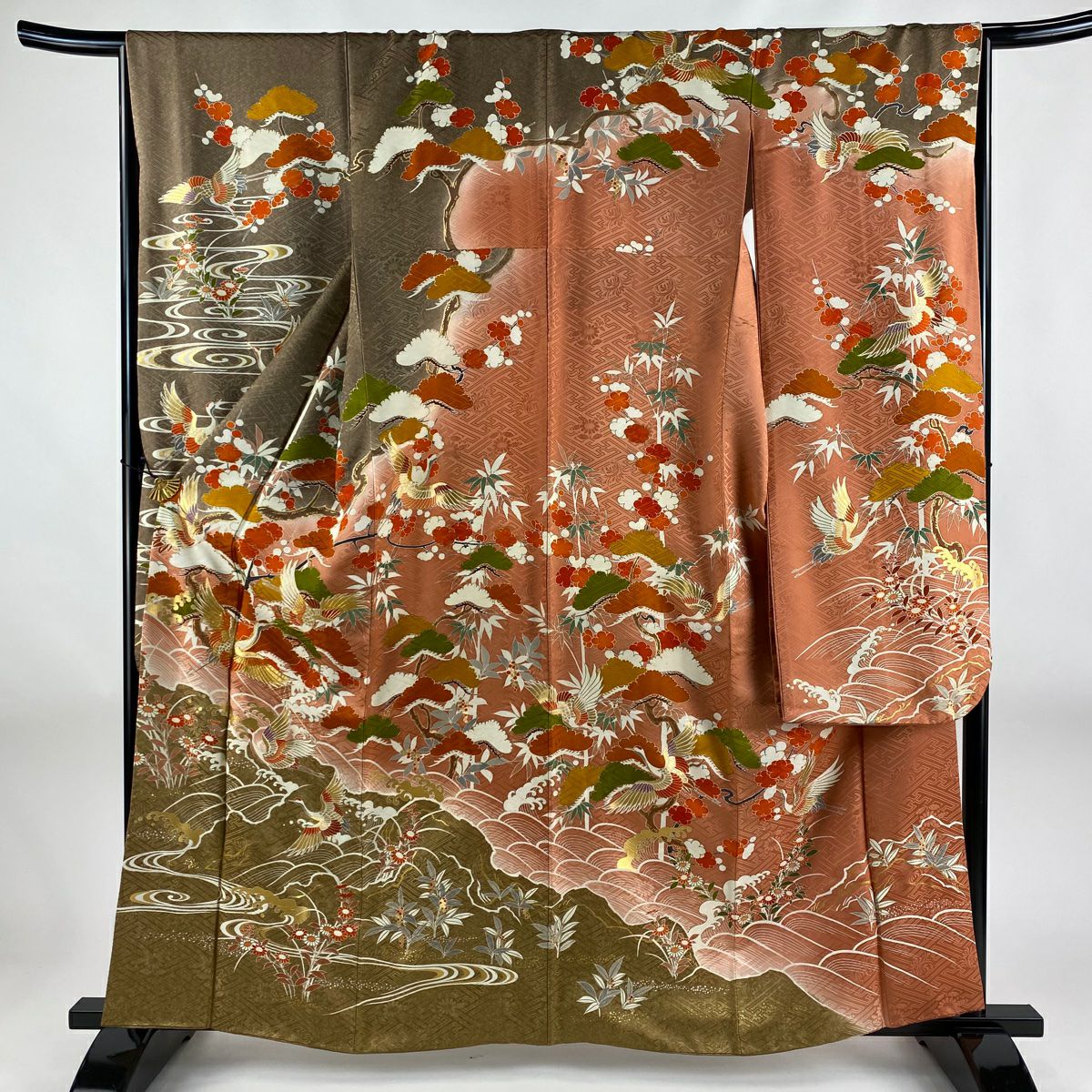 D370 振袖　叩き染め　蝶　枝垂れ桜　金彩　正絹　着物　袷　極美品 D370 振袖 叩き染め 蝶 枝垂れ桜 金彩 正絹 着物 袷 極美品
