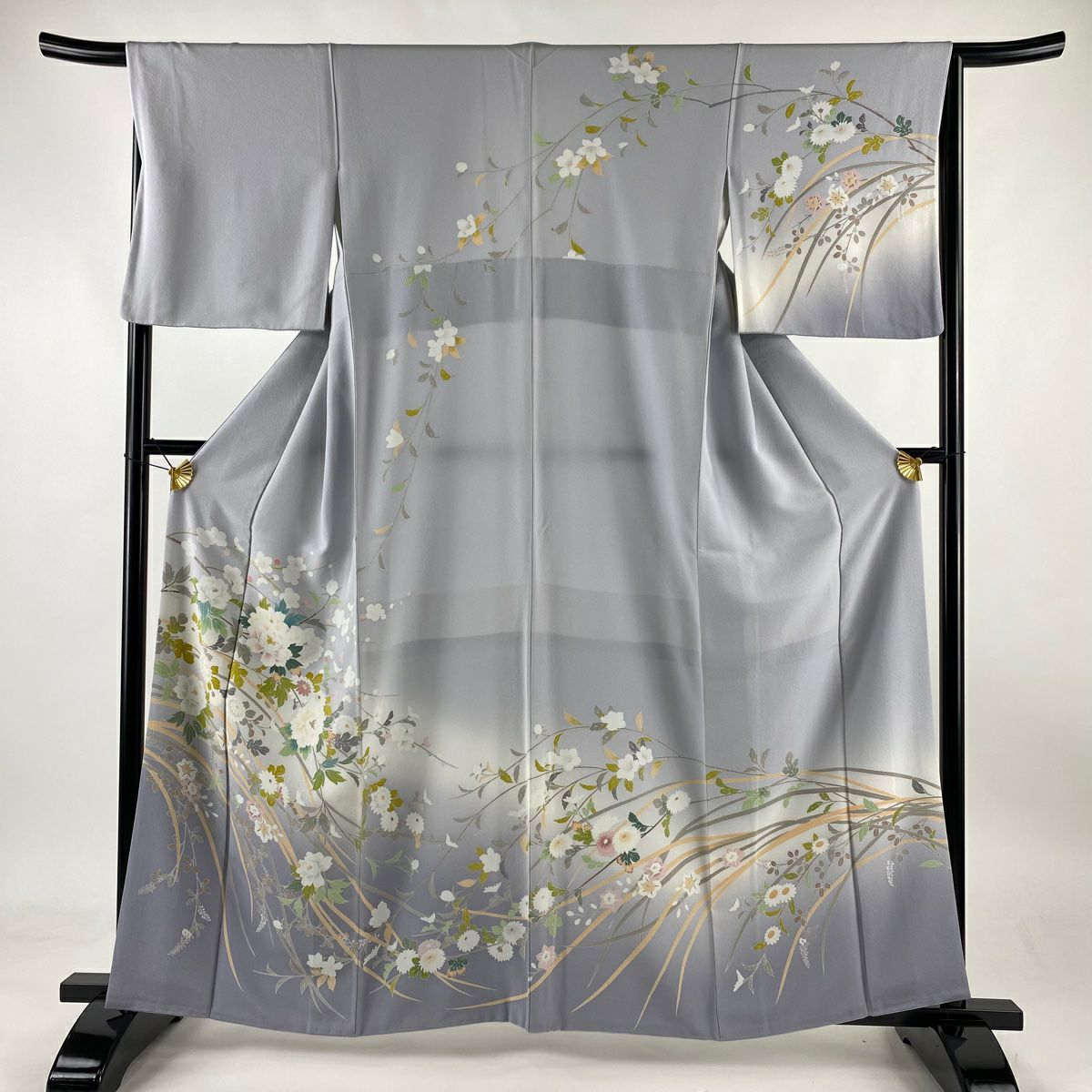 付下げ 身丈163.5cm 裄丈66.5cm M 袷 草花 刺繍 ぼかし 薄紫