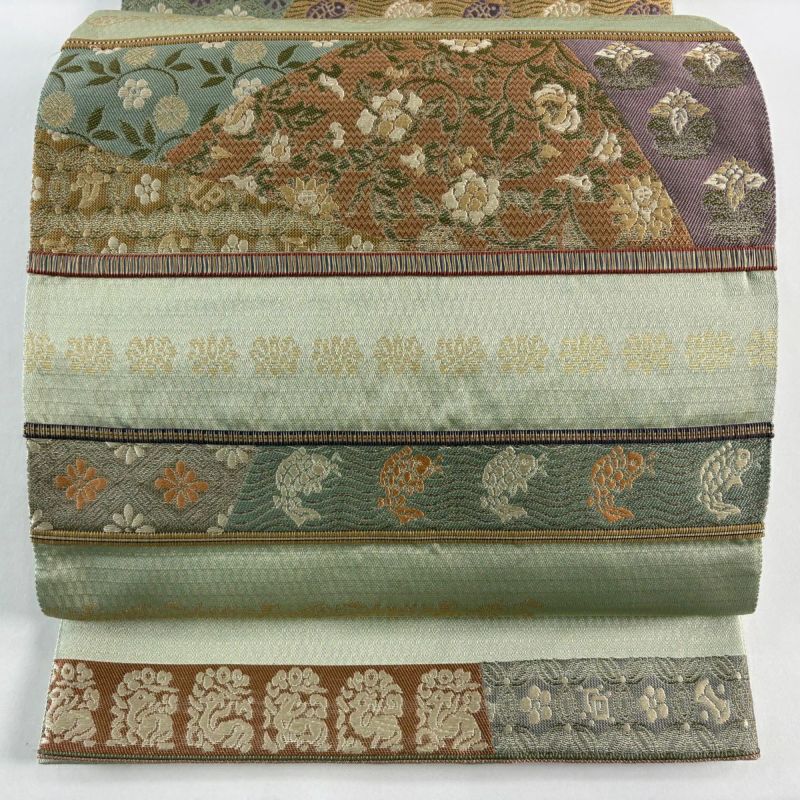 美品】 袋帯 名品 花唐草 荒磯 刺繍 箔 薄緑 お太鼓柄 正絹｜中古