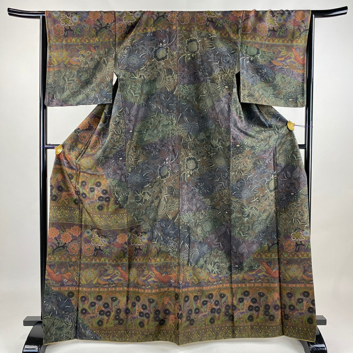 訪問着 身丈167.5cm 裄丈67.5cm L 袷 落款あり 菊 草花 ぼかし ベージュ 正絹 秀品|中古・古着・リサイクル着物通販|バイセル  オンライン