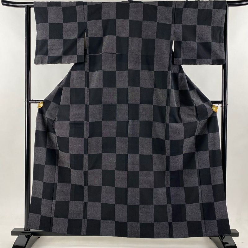 【特別送料無料！】 紬 名品｜中古 美品 正絹 黒 市松 袷 S 裄丈62.5cm 身丈161cm 着物・浴衣