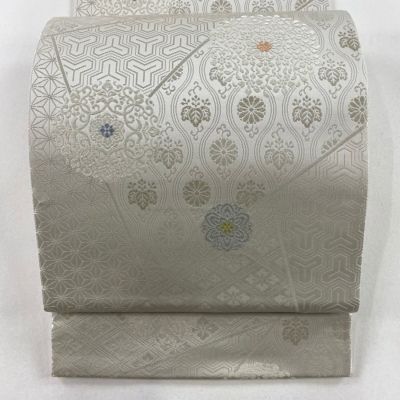 https://buysell.itembox.design/product/362/000002536233/000002536233-01-m.jpg