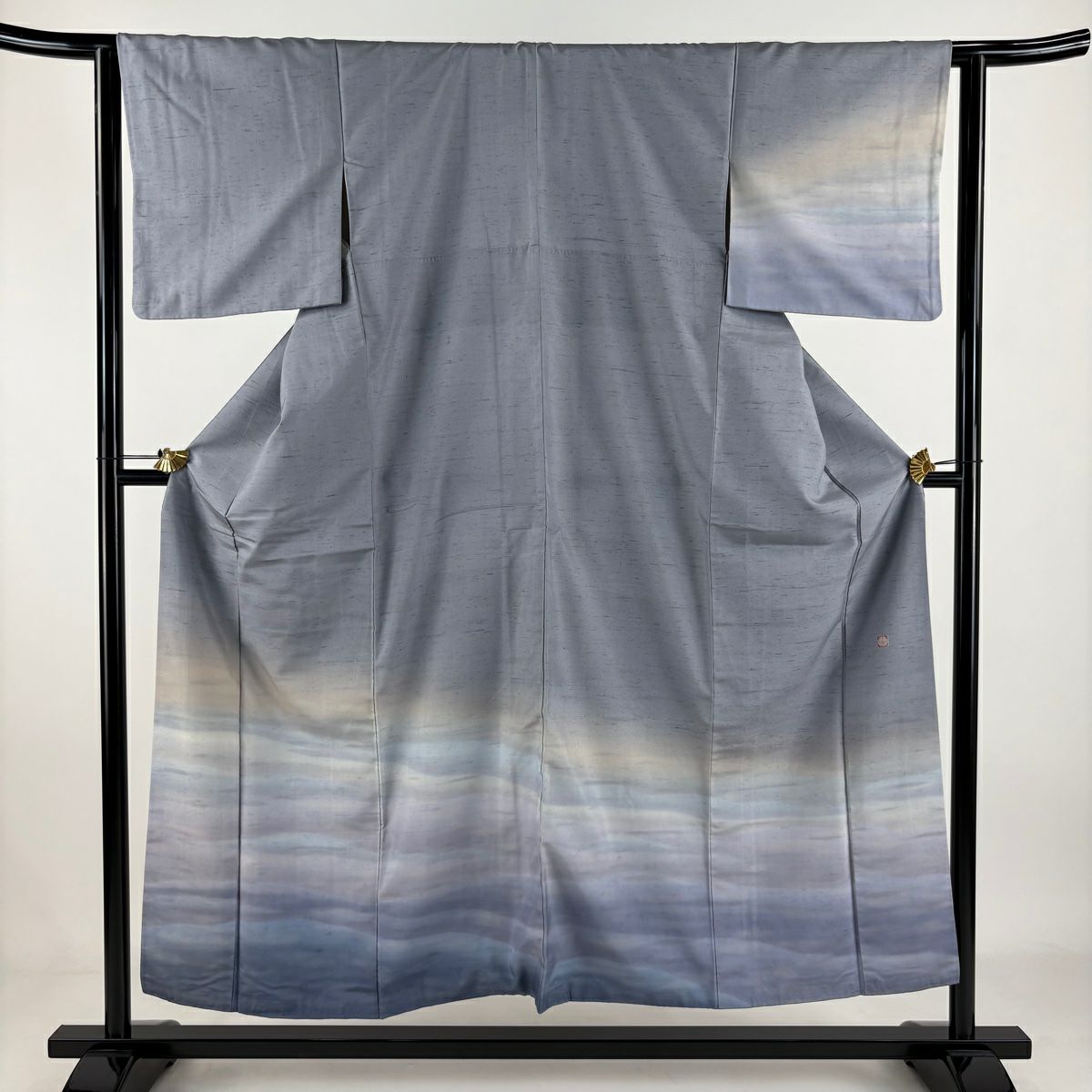 付下げ 身丈158cm 裄丈65cm M 袷 牛首紬地 落款あり 霞 ぼかし 薄紫