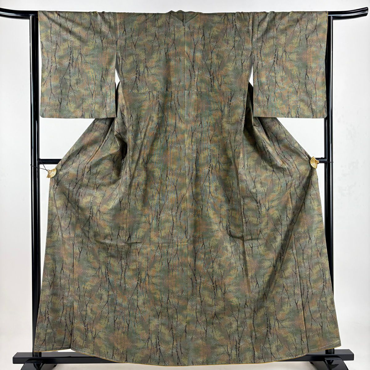 大島紬 身丈157cm 裄丈64cm M 袷 純泥染 証紙あり 風景 樹木 焦茶色