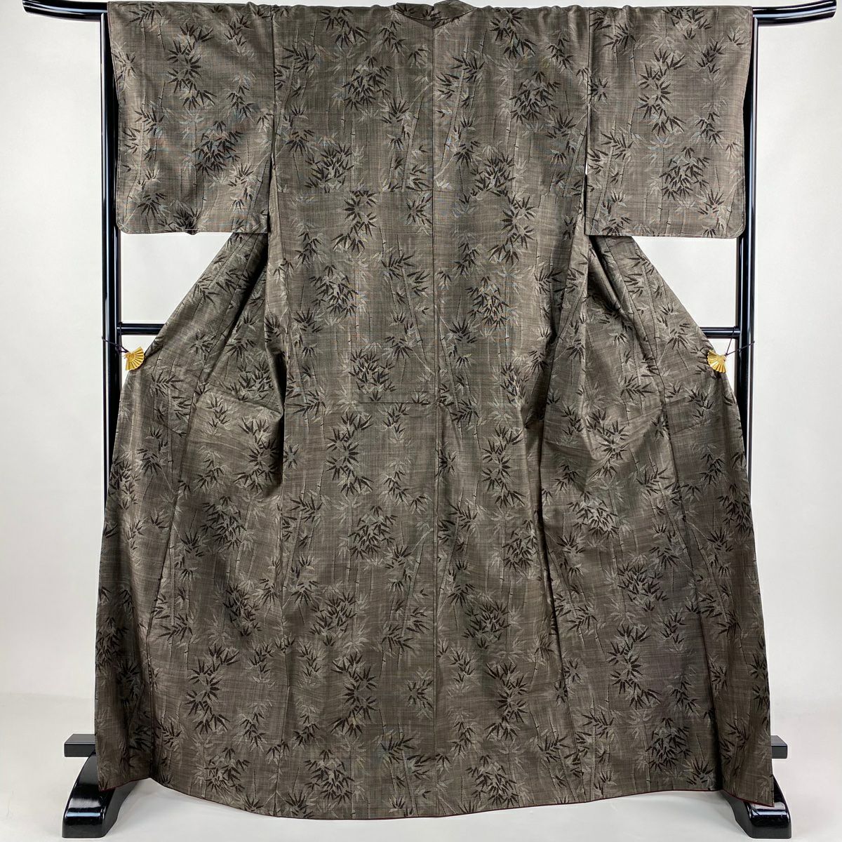 紬 身丈162.5cm 裄丈68cm L 袷 黄八丈 証紙あり 格子 茶色 正絹