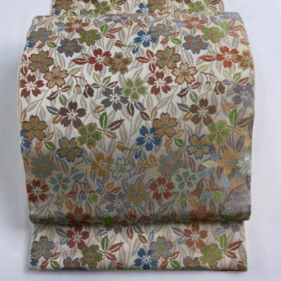 https://buysell.itembox.design/product/391/000002439119/000002439119-01-m.jpg