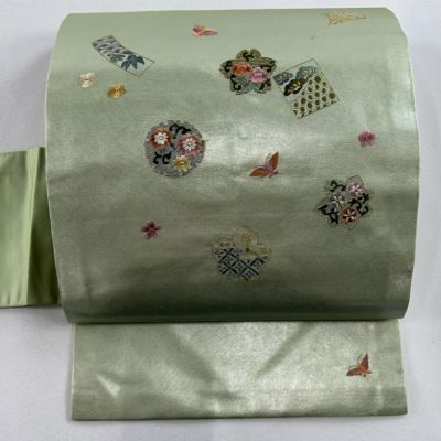 https://buysell.itembox.design/product/393/000002539357/000002539357-01-m.jpg