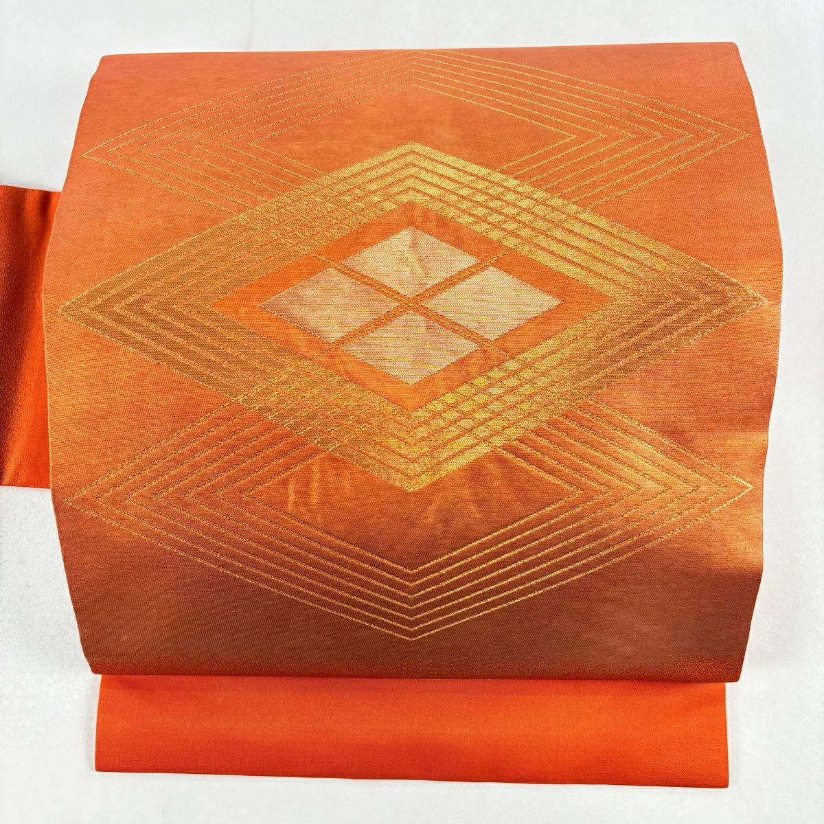 袋帯 秀品 菊 牡丹 箔 金糸 オレンジ 六通 正絹｜中古・古着