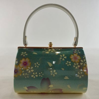 https://buysell.itembox.design/product/401/000002440195/000002440195-01-m.jpg