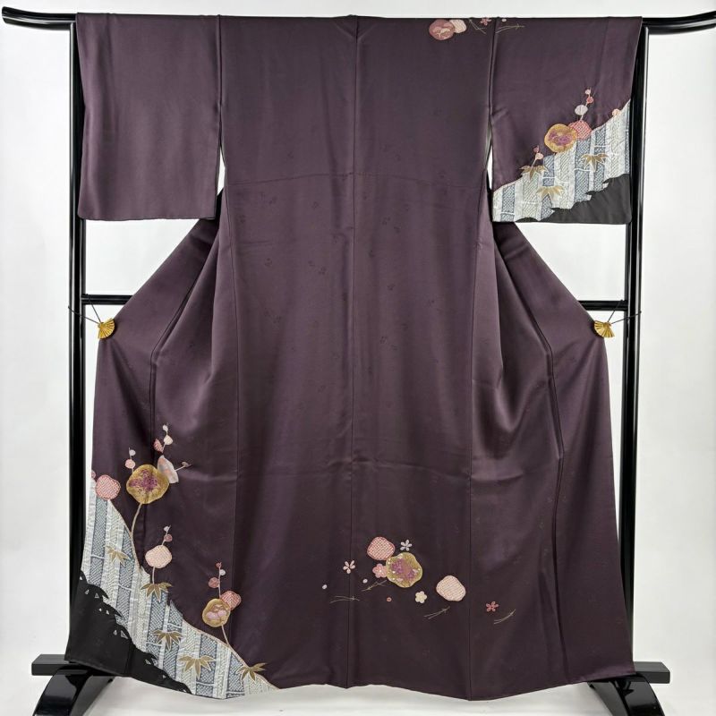 付下げ 身丈160.5cm 裄丈65cm M 袷 松竹梅 草花 刺繍 絞り 紫 正絹 秀