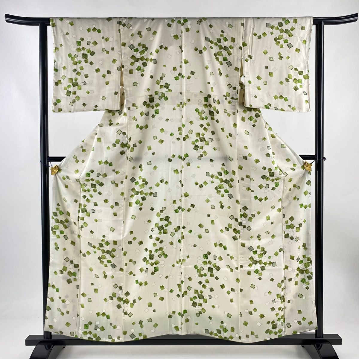 名古屋帯 秀品 夏帯 色紙 千鳥 クリーム 正絹|中古・古着 名古屋帯 秀品 夏帯 色紙 千鳥 クリーム 正絹|中古・古着