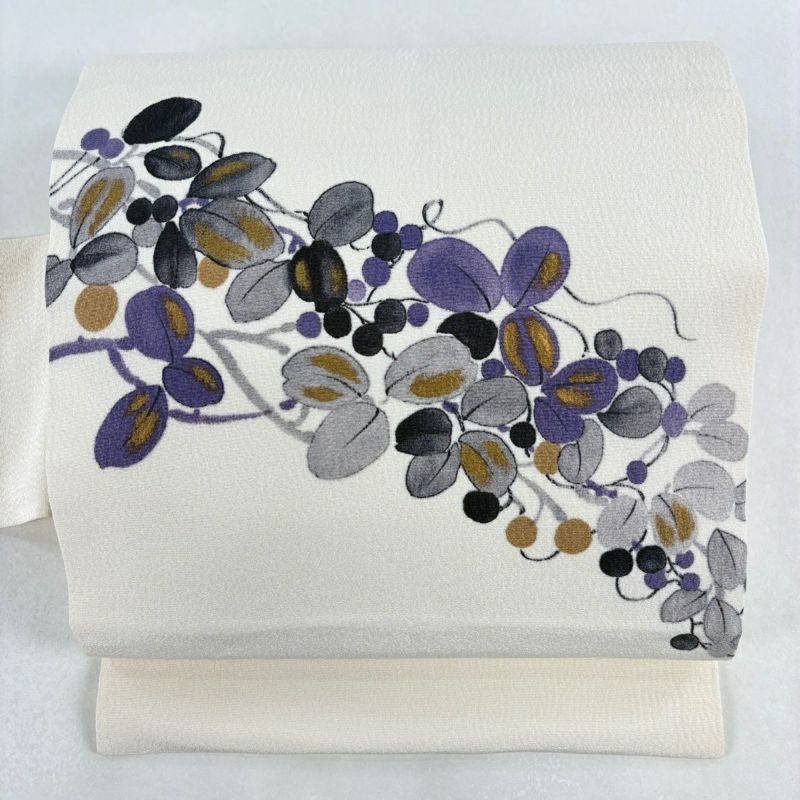 美品】 名古屋帯 名品 落款あり 山科春宣 葉と実 金彩 クリーム 正絹