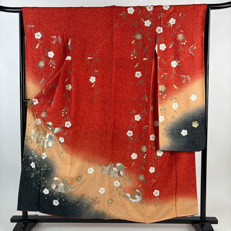 未使用近い　美品　袷　正絹　総絞り　振袖　フルセット　７点　身丈156 裄丈67 振袖レンタル 振袖Lサイズ 十日町友禅 総絞り：牡丹藤 赤/黒｜着物