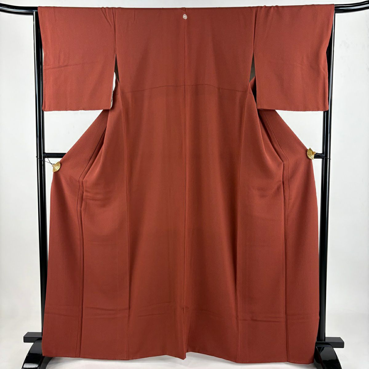 し*ほ様 未使用近い　美品　袷　正絹　作家　紋付　色無地　フルセット　身丈160 美品】 色無地 身丈164cm 裄丈65cm M 袷 袋帯セット 地紋 よもぎ色