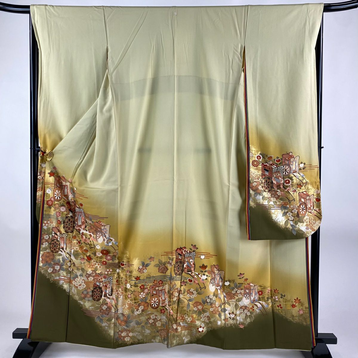 50%OFF 振袖 身丈176.5cm 裄丈69cm L 袷 草花 御所車 箔 金銀彩