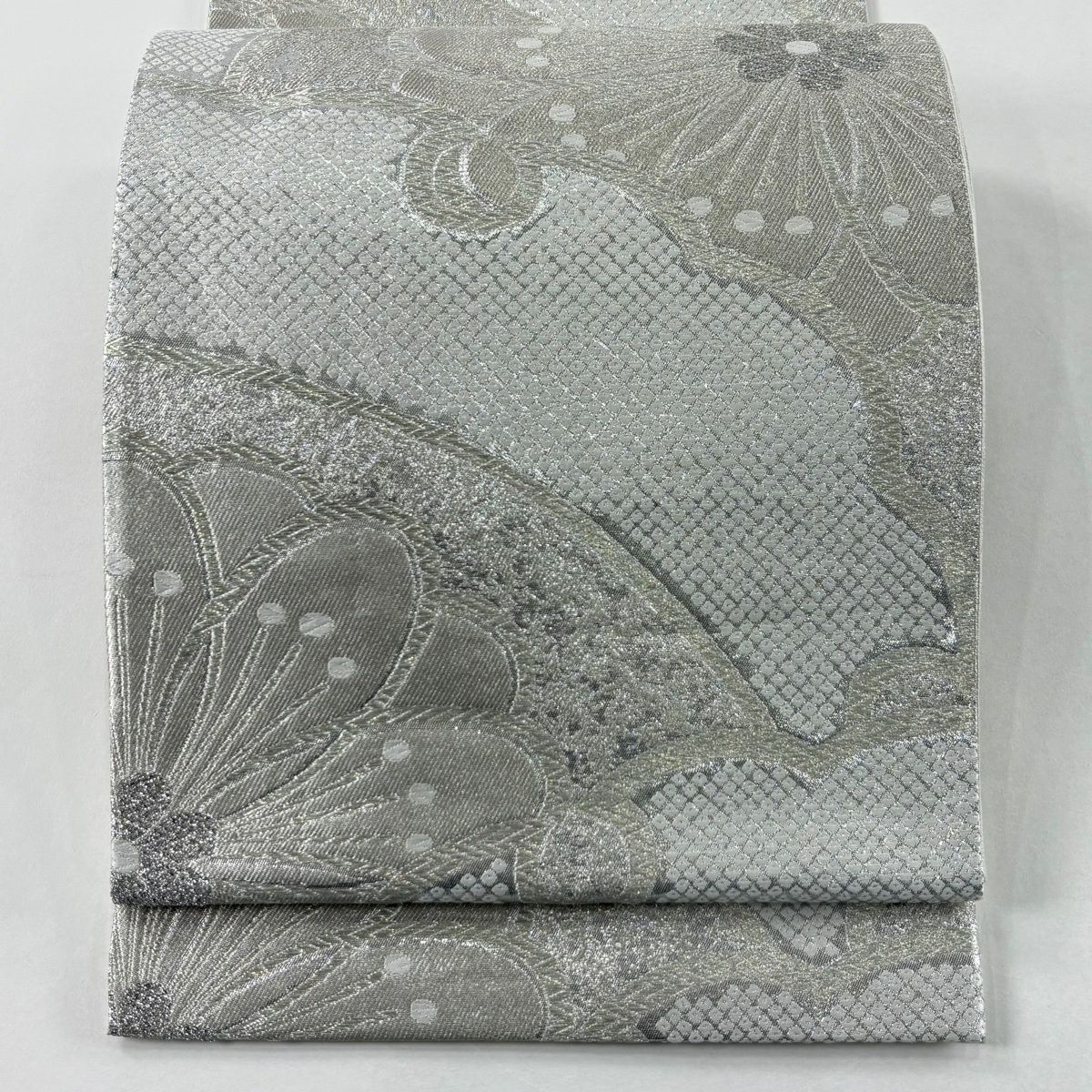 袋帯 名品 花 箔 金糸 銀色 六通 正絹｜中古・古着・リサイクル着物