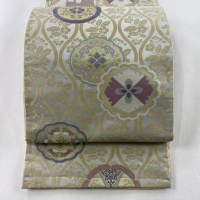 https://buysell.itembox.design/product/438/000002543825/000002543825-01-m.jpg