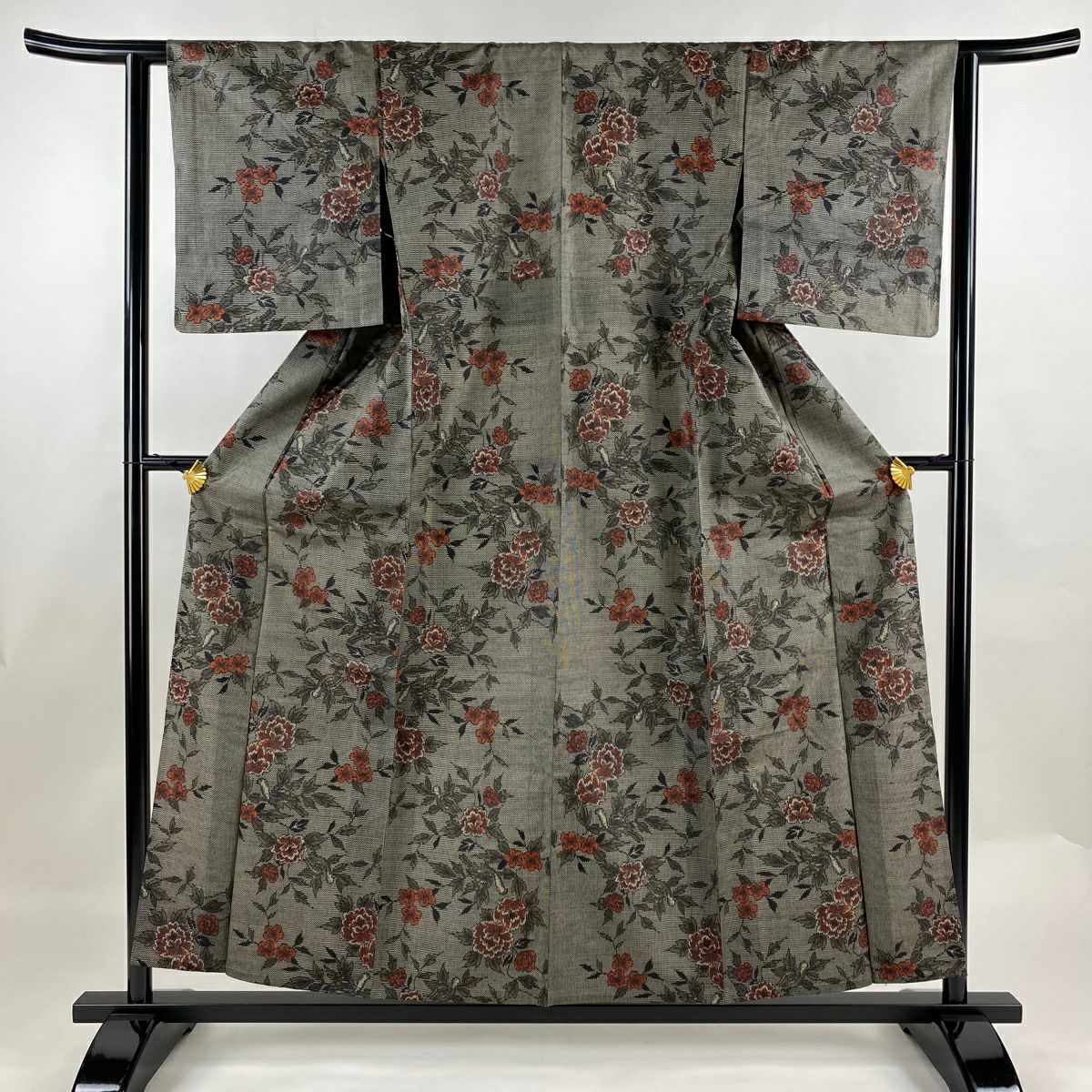 紬 身丈152cm 裄丈65cm M 単衣 バチ衿 証紙あり 十日町絣 焦茶色 紬 身丈152cm 裄丈65cm M 単衣 バチ衿 証紙あり 十日町絣 焦茶色