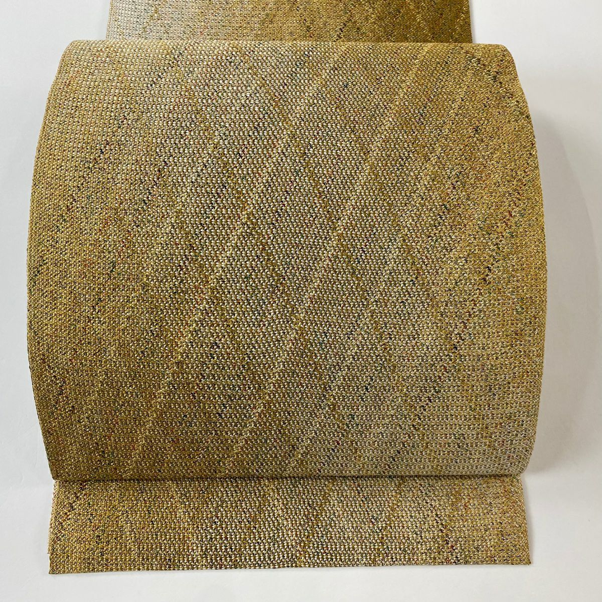 名古屋帯　茶　金糸使い　未使用　帯付き 中古）名古屋帯 黄緑色 カジュアル 名古屋仕立て 織り 道長取り