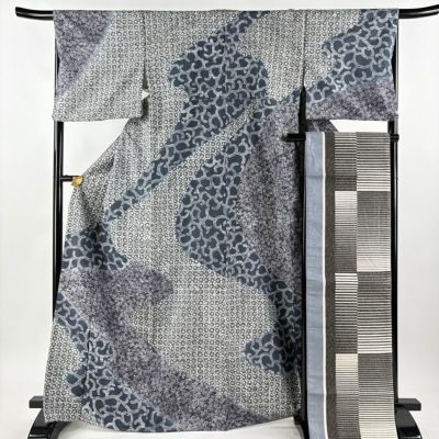 https://buysell.itembox.design/product/453/000002545318/000002545318-01-m.jpg