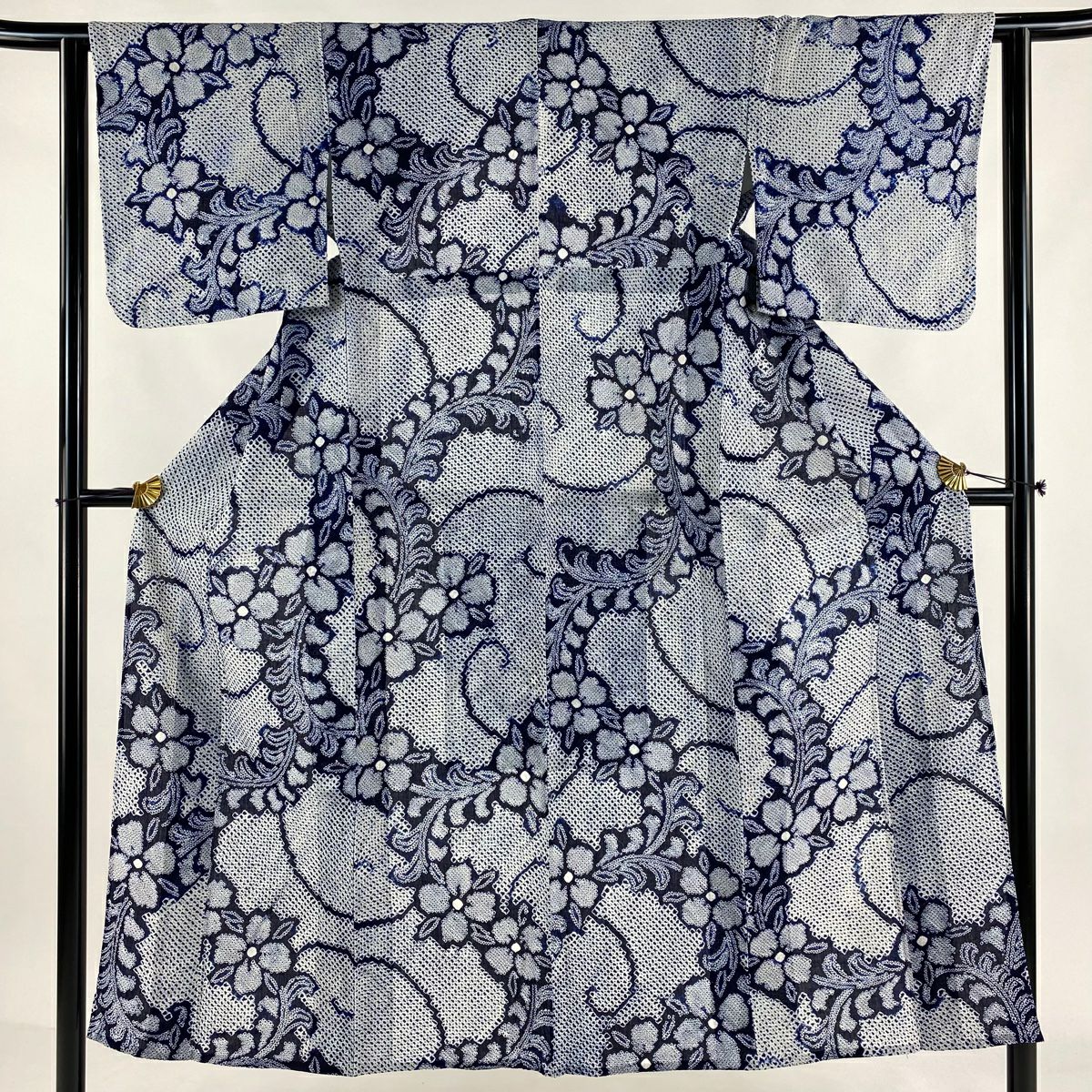 浴衣 身丈156.5cm 裄丈64.5cm M 絞り浴衣 菱 紺色 綿 名品
