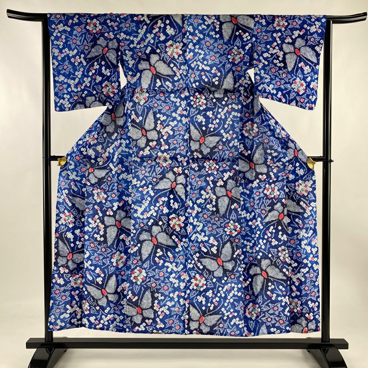 メーカー 絞り浴衣 S 裄丈61cm 身丈153cm 浴衣 草花 名品｜中古 綿 紺色 着物・浴衣