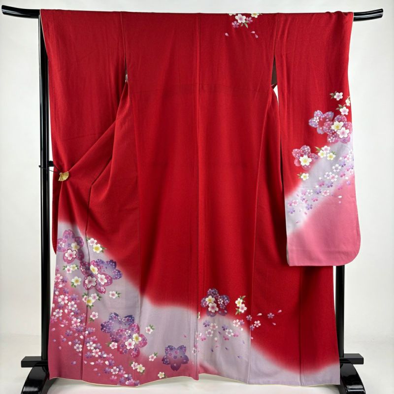 ムルーア】大輪の薔薇柄の振袖フルセット(赤 黒系)|小さいサイズ