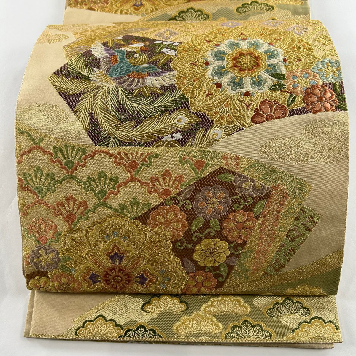 70%OFF 袋帯 秀品 関西仕立て 鎧に蒔絵菊文 金糸 箔 金色 六通