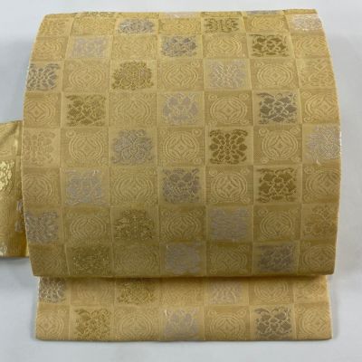 https://buysell.itembox.design/product/461/000002646140/000002646140-01-m.jpg
