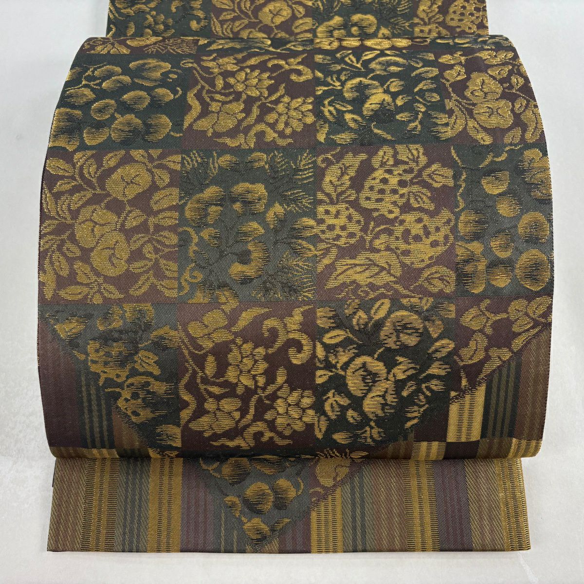 美品】 袋帯 逸品 誉田屋源兵衛 落款あり 源氏香 有職文様 金銀糸 箔