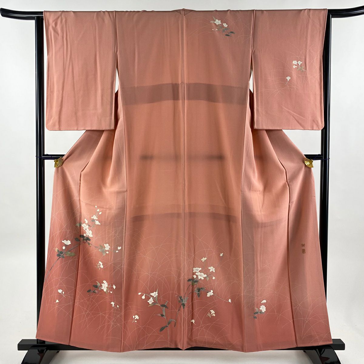 開き名古屋帯 美品 逸品 百貫華峰 落款あり 椿 ぼかし 抹茶色 開き名古屋帯 美品 逸品 百貫華峰 落款あり 椿 ぼかし 抹茶色