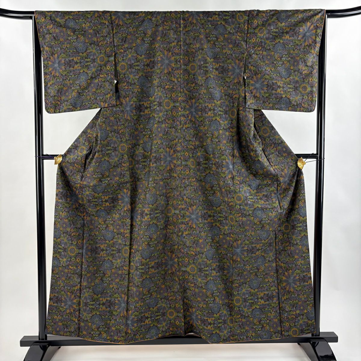 紬 身丈165cm 裄丈62.5cm S 袷 枝花 墨色 正絹 秀品｜中古・古着