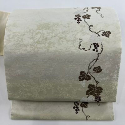 https://buysell.itembox.design/product/467/000002546735/000002546735-01-m.jpg