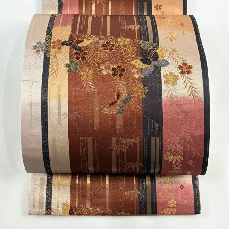 袋帯 美品 秀品 蝶 桜 金糸 箔 赤茶 六通 正絹｜中古・古着