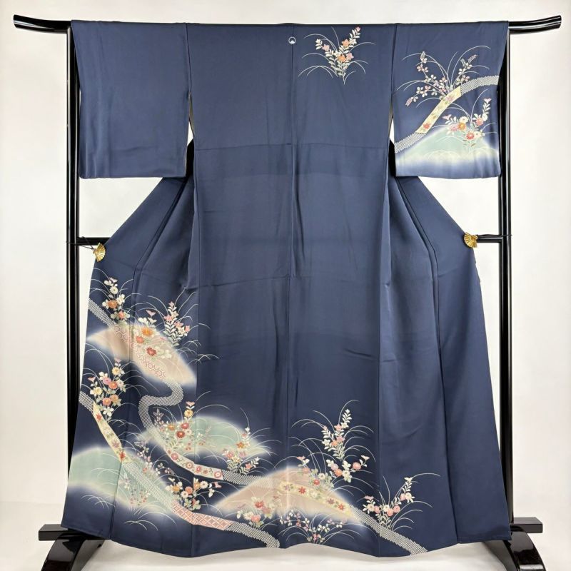訪問着 身丈160cm 裄丈65cm M 袷 秋草 亀甲 金糸 刺繍 青灰色